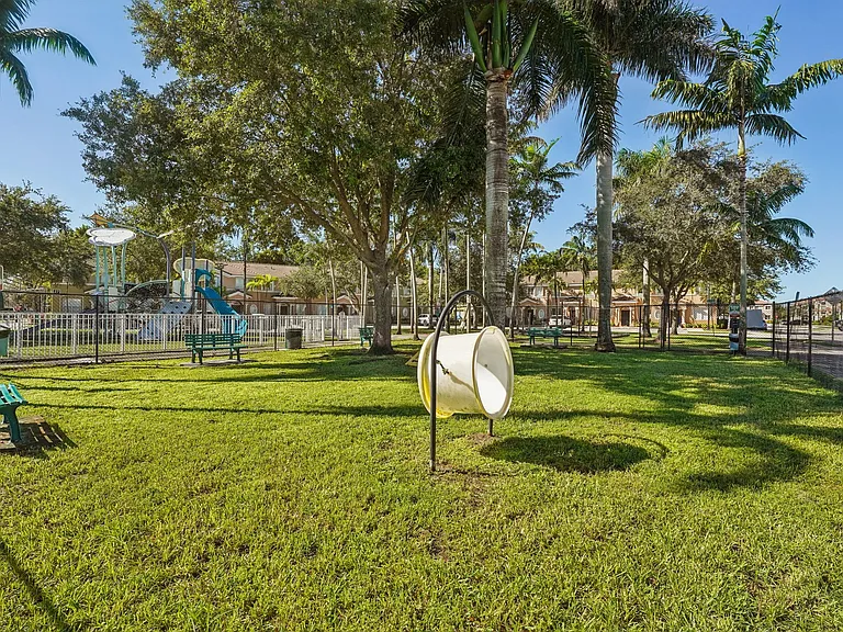Seascape Pointe Townhomes